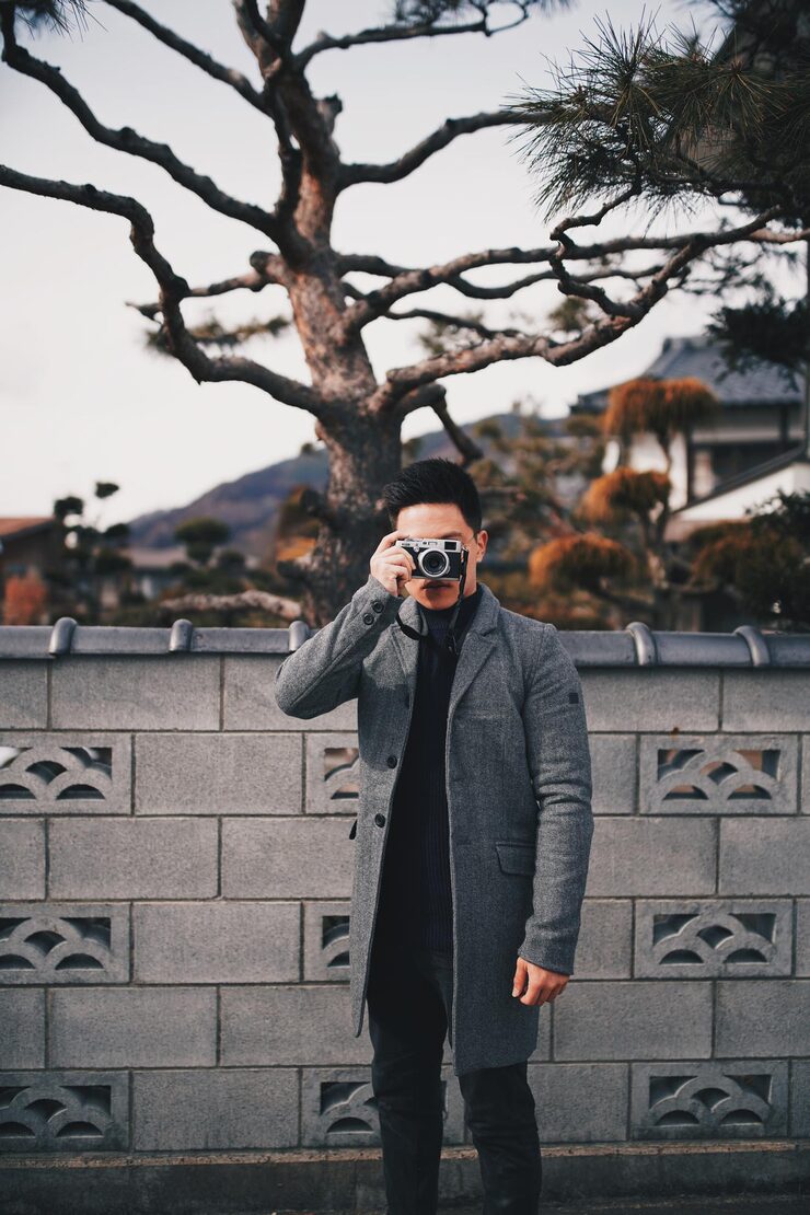 Embracing Confidence and Authenticity: The Art of Boudoir Photography and the Modern Photo Shoot